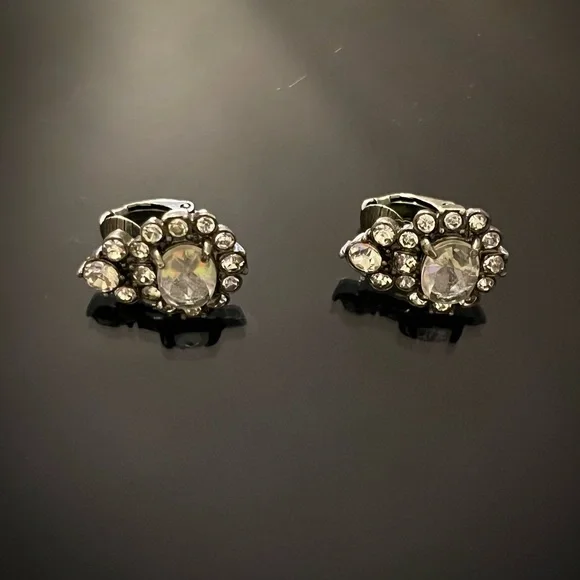 Liz Claiborne Jewelry Liz Claiborne Vintage Stamped Lc Black